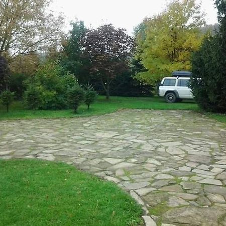 Agroturystyka W Ogrodach Sanok Ngoại thất bức ảnh